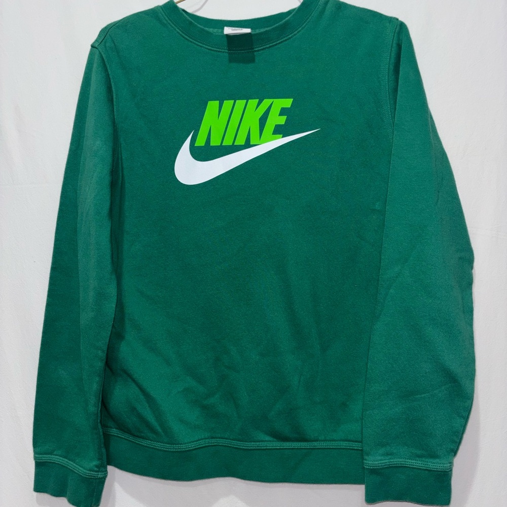 Nike youth logo sweatshirt green kids XL - girls or boys